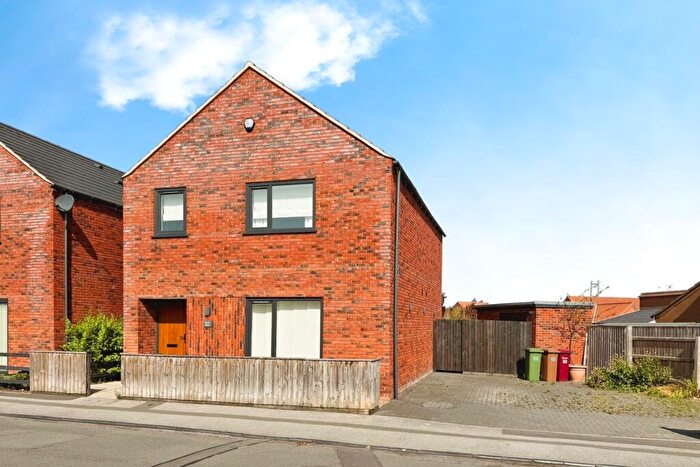 4 Bedroom Detached House For Sale In Marsh Lane, Barton-Upon-Humber, DN18