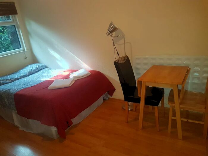 1 Bedroom House To Rent In Anson Road, London, N7