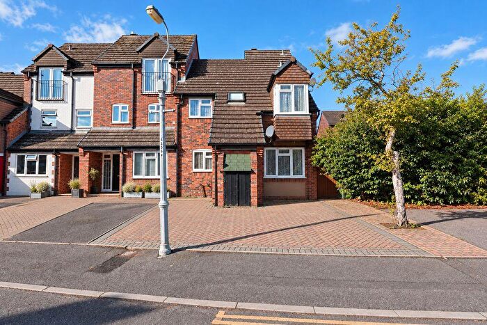 4 Bedroom End Of Terrace House For Sale In Scotts Hill Lane, Christchurch, BH23