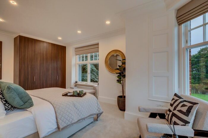 2 Bedroom Apartment For Sale In Two Bedroom Apartment, High Beech, Essex, EN9