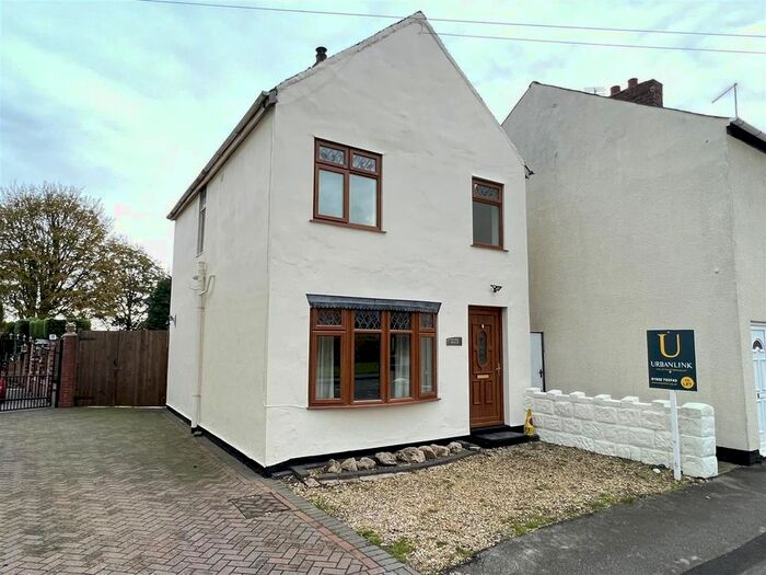 3 Bedroom Detached House To Rent In Stafford Road, Great Wyrley, Walsall WS6