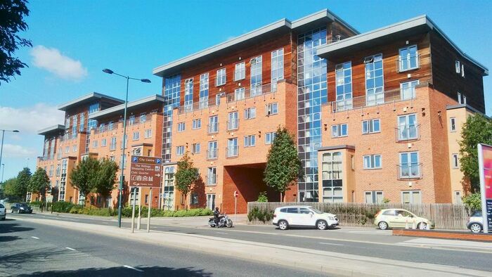 2 Bedroom Flat To Rent In The Pinnacle, Ings Road, Wakefield, WF1