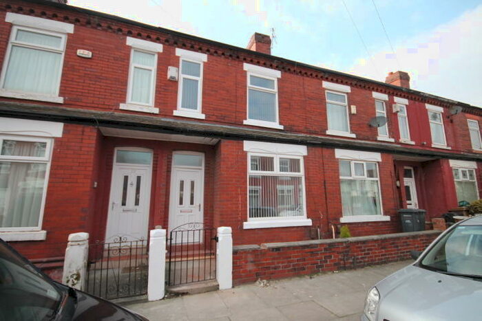 2 Bedroom Terraced House To Rent In Wellington Terrace, Salford, Manchester, M5