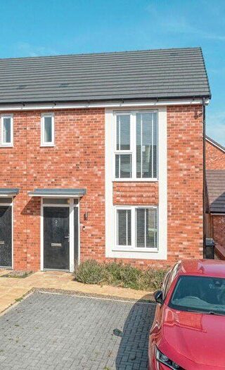 3 Bedroom Semi-Detached House To Rent In Ardern Drive, Cofton Hackett, Birmingham, Worcestershire, B45