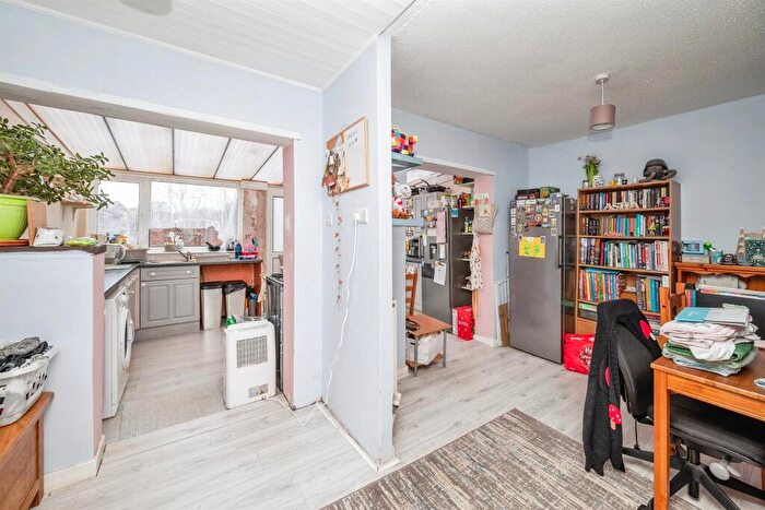 3 Bedroom Terraced House For Sale In Amhurst Gardens, Belton, Great Yarmouth, NR31