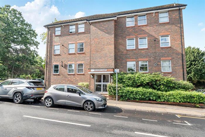 1 Bedroom Apartment For Sale In Grove Road, Surbiton, KT6