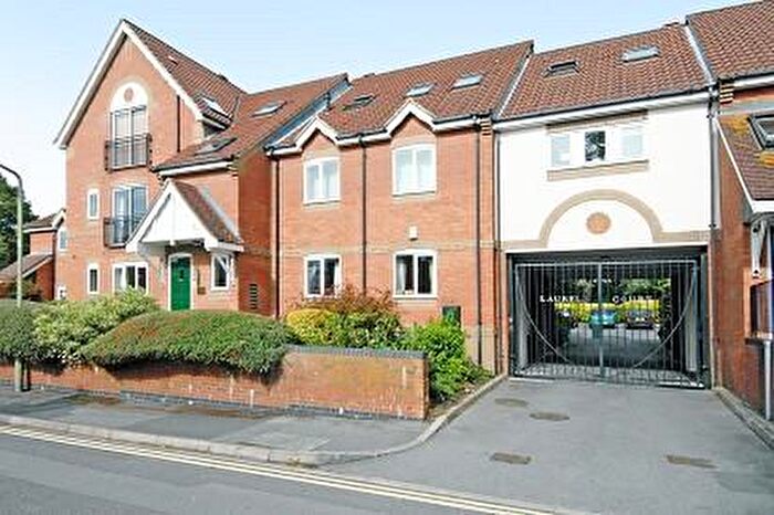 2 Bedroom Flat To Rent In Laurel Court, East Oxford, OX4