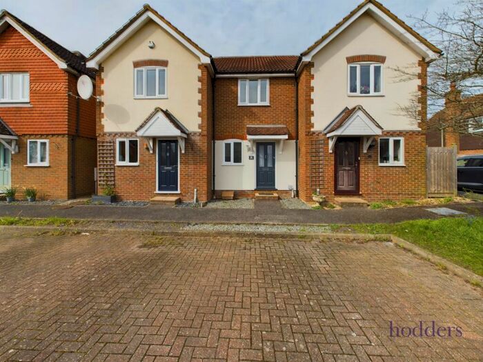 1 Bedroom Terraced House To Rent In Surrey, KT16