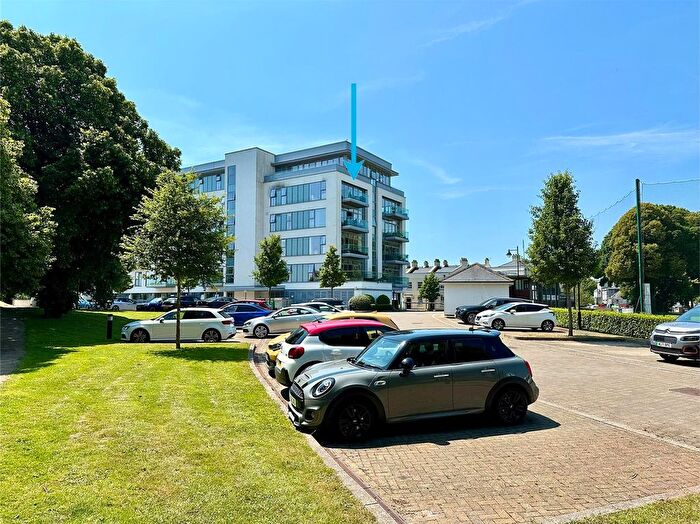 2 Bedroom Flat For Sale In Discovery Road, Plymouth, PL1