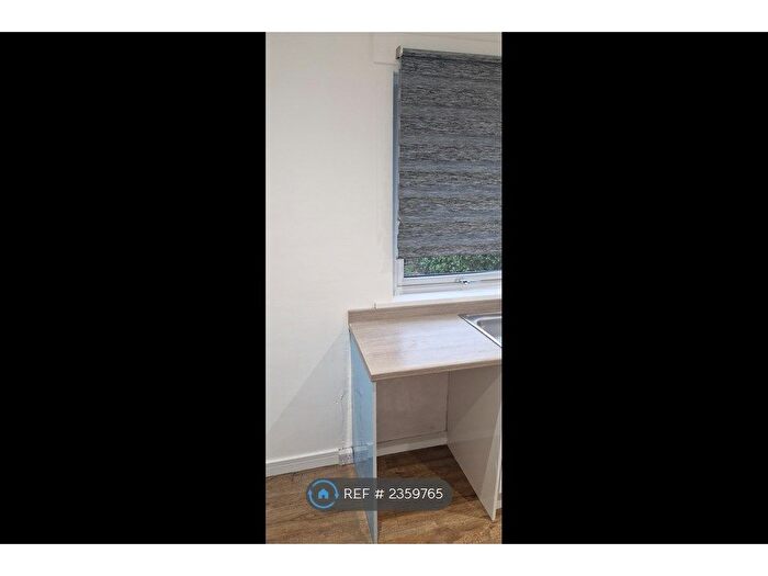 1 Bedroom Bungalow To Rent In Long Walk Terrace, Aberdeen, AB16