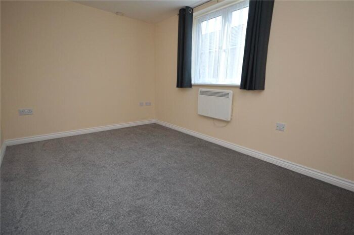 2 Bedroom Apartment To Rent In Padstow Road, Churchward, Swindon, SN2