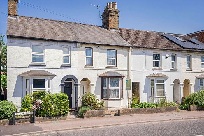 3 Bedroom Terraced House For Sale In Grove Road, Hitchin, SG5