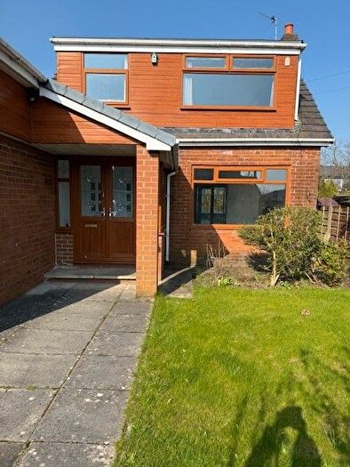 3 Bedroom Detached House To Rent In Springwater Avenue, Holcombe Brook, Bury, BL0