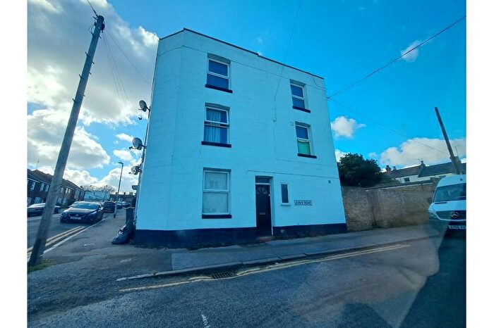 1 Bedroom Flat To Rent In Denmark Road, Thanet, Ramsgate, CT11