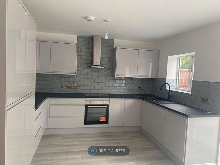 4 Bedroom End Of Terrace House To Rent In Kipling Road, Bristol, BS7