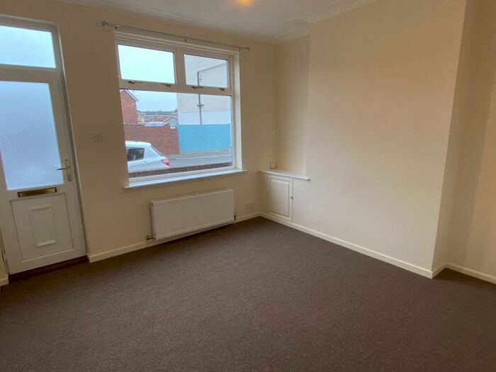 2 Bedroom House To Rent In Trafalgar Street, Carcroft, DN6