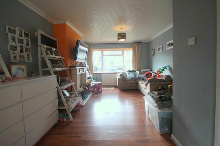 3 Bedroom Semi-Detached House To Rent In Regent Avenue, Uxbridge UB10