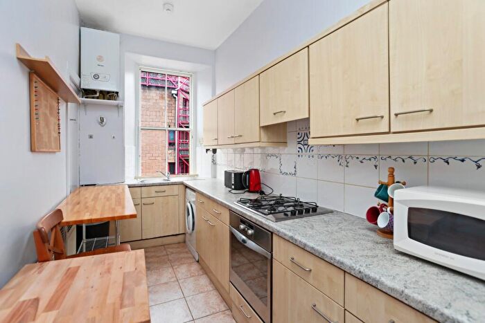 1 Bedroom Flat To Rent In Moncrieff Terrace, Meadows, Edinburgh, EH9