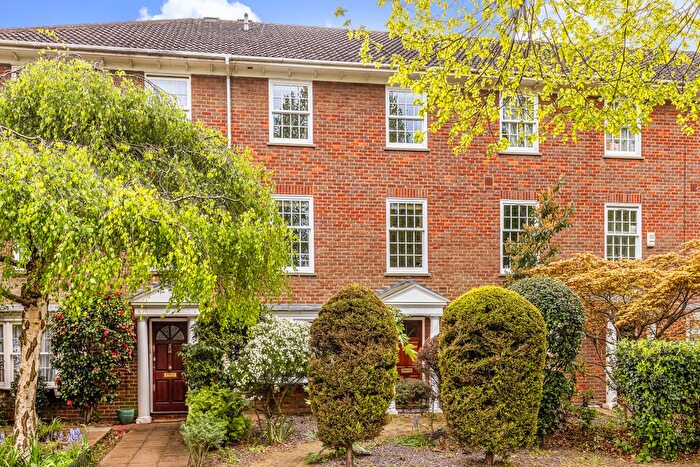 5 Bedroom Terraced House For Sale In Woodville Gardens, Ealing, London, W5