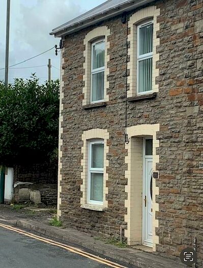 2 Bedroom Property To Rent In Herbert Terrace, Crumlin, Newport, NP11