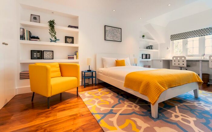 4 Bedroom Town House To Rent In Leathwaite Road, SW11