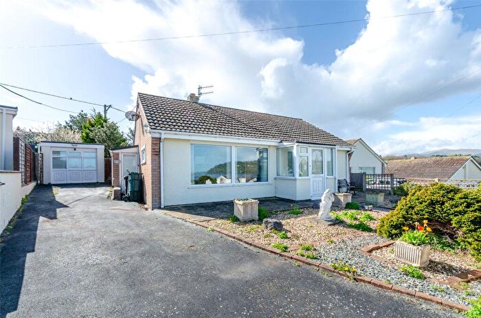 2 Bedroom Bungalow For Sale In Glan Y Mor, Glan Conwy, Colwyn Bay, Conwy, LL28