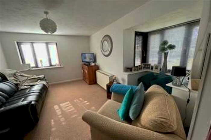 1 Bedroom Flat To Rent In Laindon, Basildon, SS15