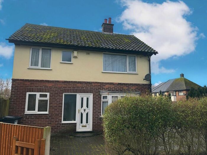 3 Bedroom Semi-Detached House For Sale In Carr House Lane, Ince Blundell, Liverpool L38