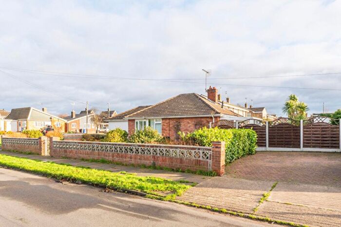 2 Bedroom Detached Bungalow For Sale In Orford Drive, Lowestoft, NR32
