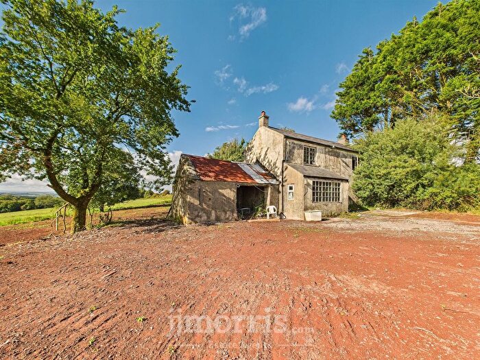 2 Bedroom Cottage For Sale In St. Clears, Carmarthen, SA33