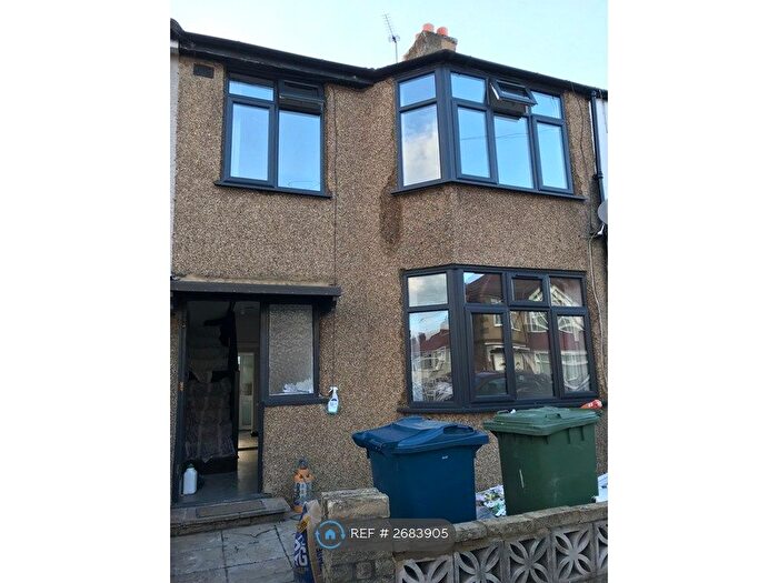 4 Bedroom Terraced House To Rent In Lorne Road, Harrow, HA3