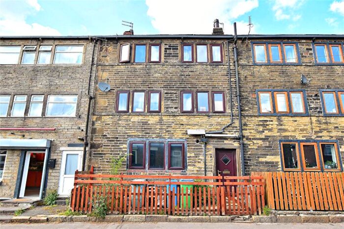 3 Bedroom Terraced House For Sale In Smithy Bridge Road, Littleborough, Greater Manchester, OL15
