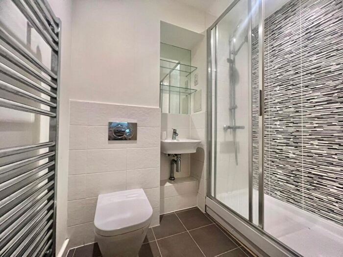 2 Bedroom Flat To Rent In Centenary Plaza, Southampton, SO19