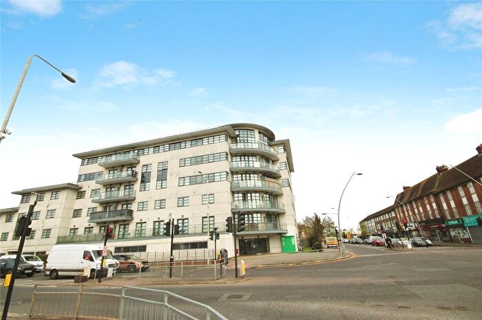 2 Bedroom Flat To Rent In Elgin House, High Road, Chadwell Heath, Romford, RM6