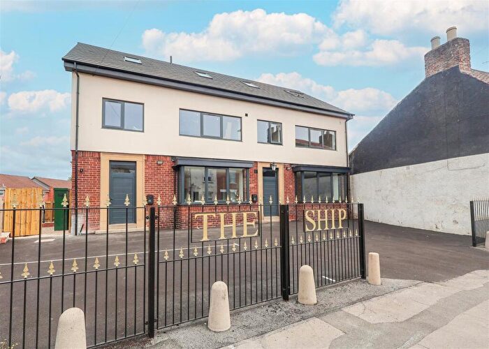 2 Bedroom Apartment For Sale In Bondgate, North Yorkshire, Ripon, HG4