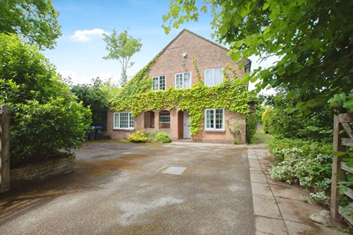 6 Bedroom Detached House For Sale In Lyndhurst Road, Landford, Salisbury, Wiltshire, SP5