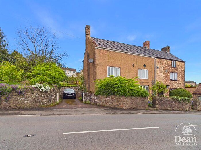 3 Bedroom Semi Detached House For Sale In Church Street, Cinderford, GL14