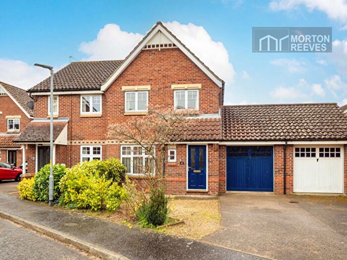3 Bedroom Semi-Detached House For Sale In Lodge Farm Drive, Norwich, NR6