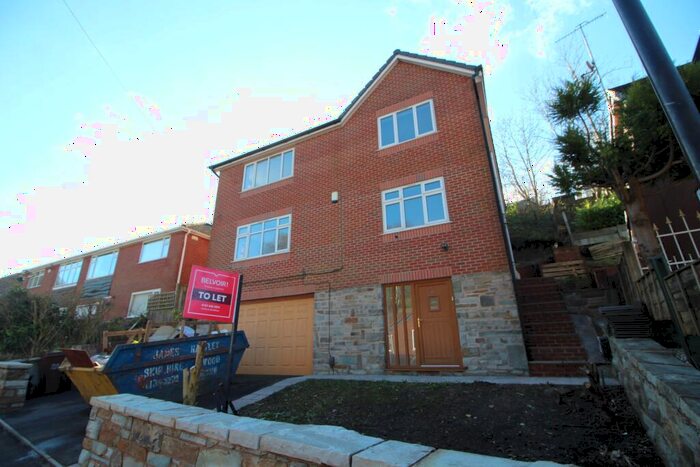 5 Bedroom Detached House To Rent In Cliff Hill Road, Shaw, OL2