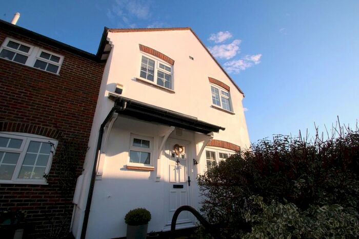 3 Bedroom Property To Rent In Chapel Street, Hemel Hempstead, HP2