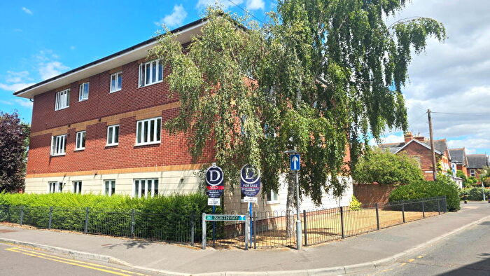 2 Bedroom Apartment For Sale In Laundry Court, Northway, Newbury, RG14