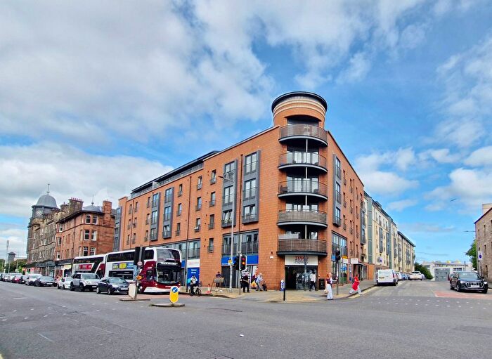 2 Bedroom Flat For Sale In / King Street, Leith, Edinburgh, EH6