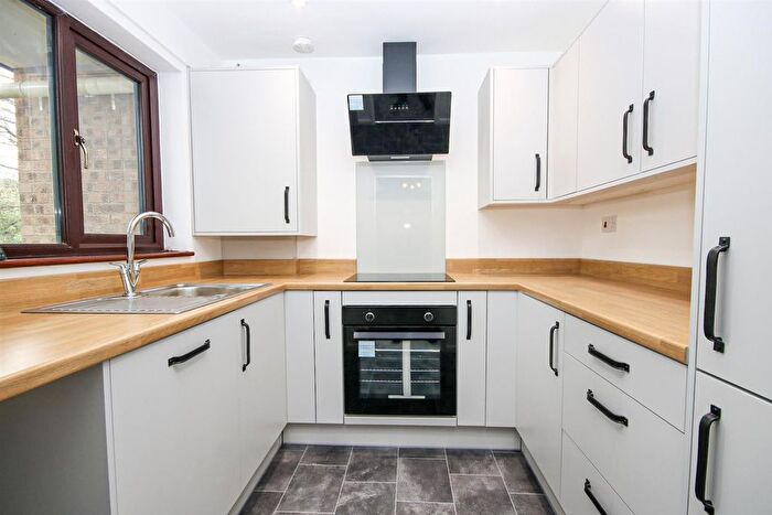 2 Bedroom Flat For Sale In Dalrymple Way, Norwich, NR6