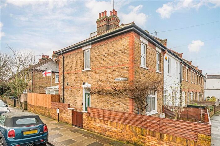 2 Bedroom End Of Terrace House For Sale In Terrace Gardens, Barnes, SW13