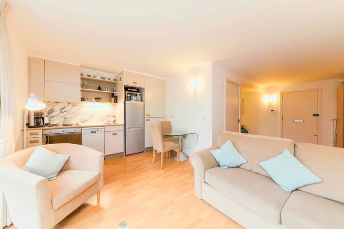 Studio To Rent In Alaska Building, Deals Gateway, Deptford, London, SE13