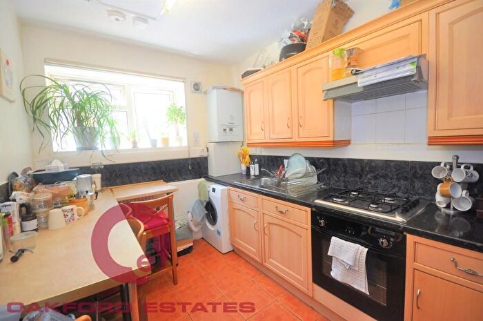 4 Bedroom Flat To Rent In Crowndale Road, Mornington Crescent, NW1