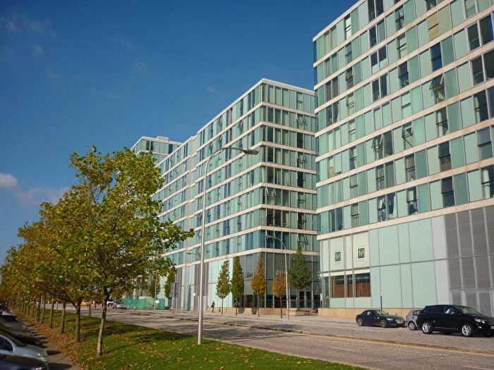 1 Bedroom Apartment To Rent In Carnegie House, Witan Gate, Milton Keynes, MK9