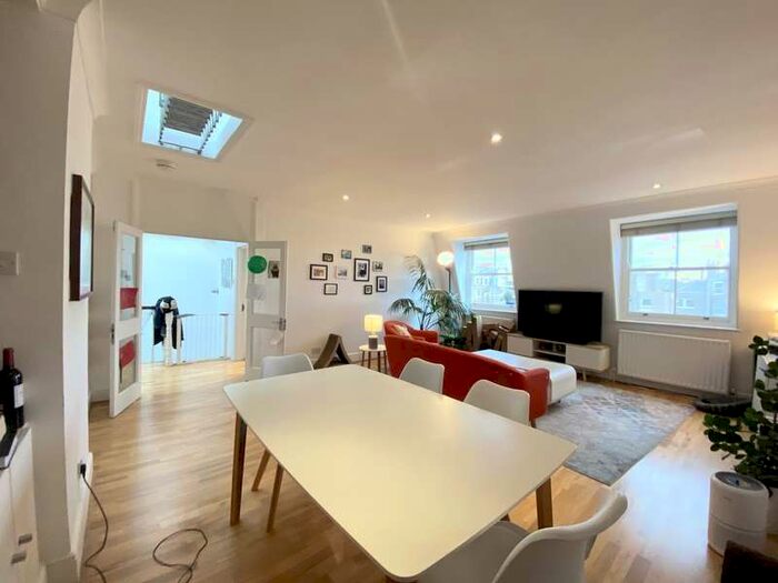 2 Bedroom Flat To Rent In Devonshire Place, Marylebone, London, W1