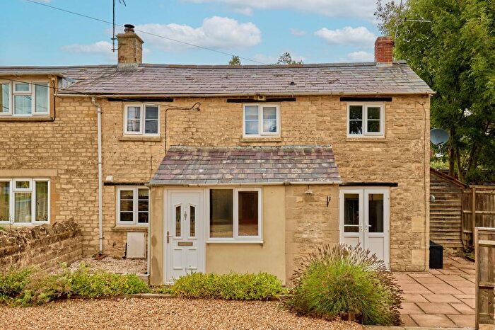 2 Bedroom Cottage For Sale In Stanleys, Station Road, Brize Norton, OX18