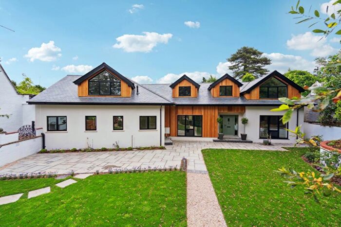 4 Bedroom Detached House To Rent In Islet Park Drive, Maidenhead, Berkshire, SL6